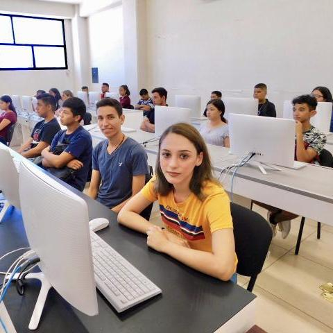 Llama UES a aspirantes registrados a cumplir con las fechas de exámenes de admisión